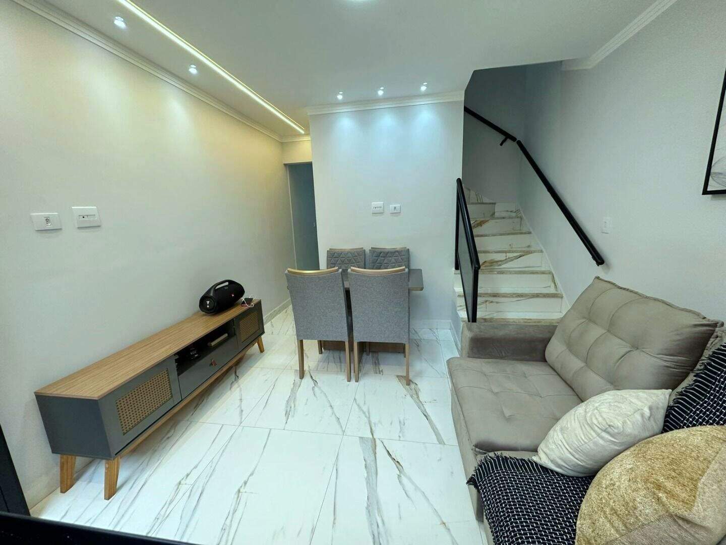 Casa à venda no Aviação: 