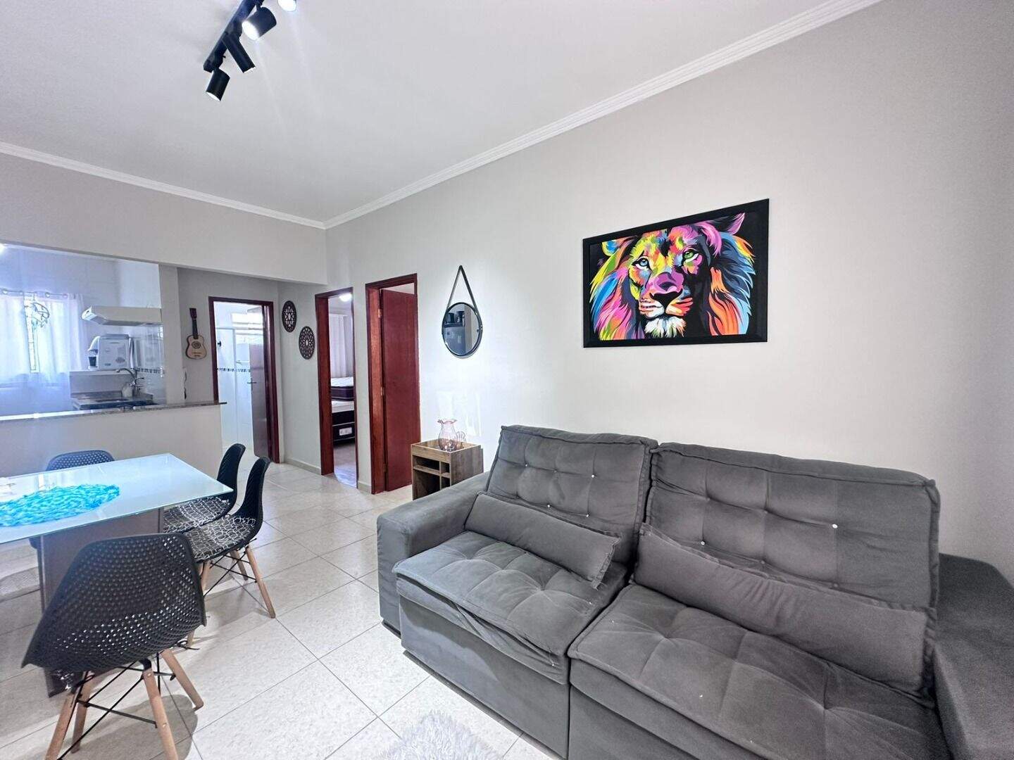 Casa à venda no Tude Bastos: 