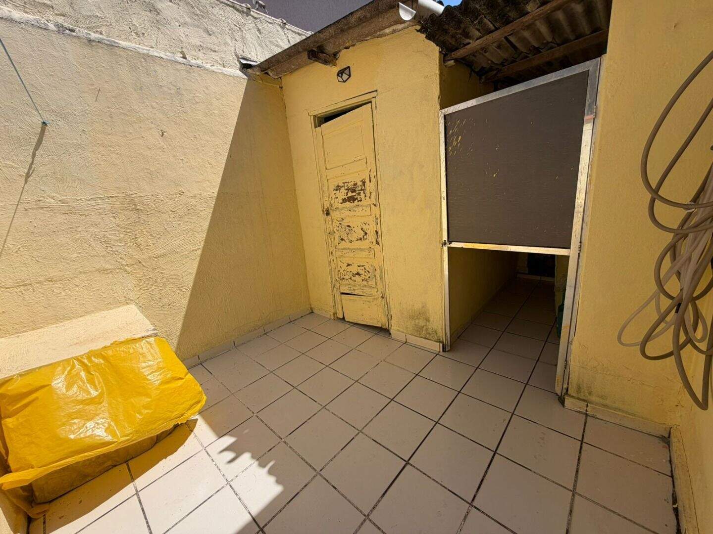 Casa à venda no Caiçara: 