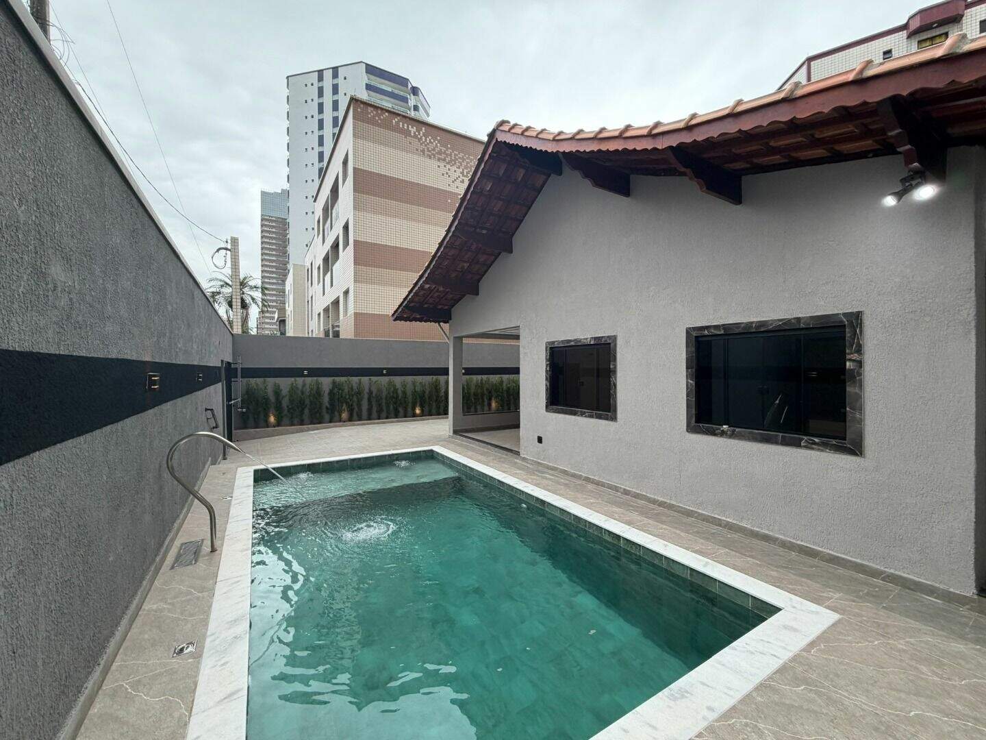 Casa à venda no Caiçara: 