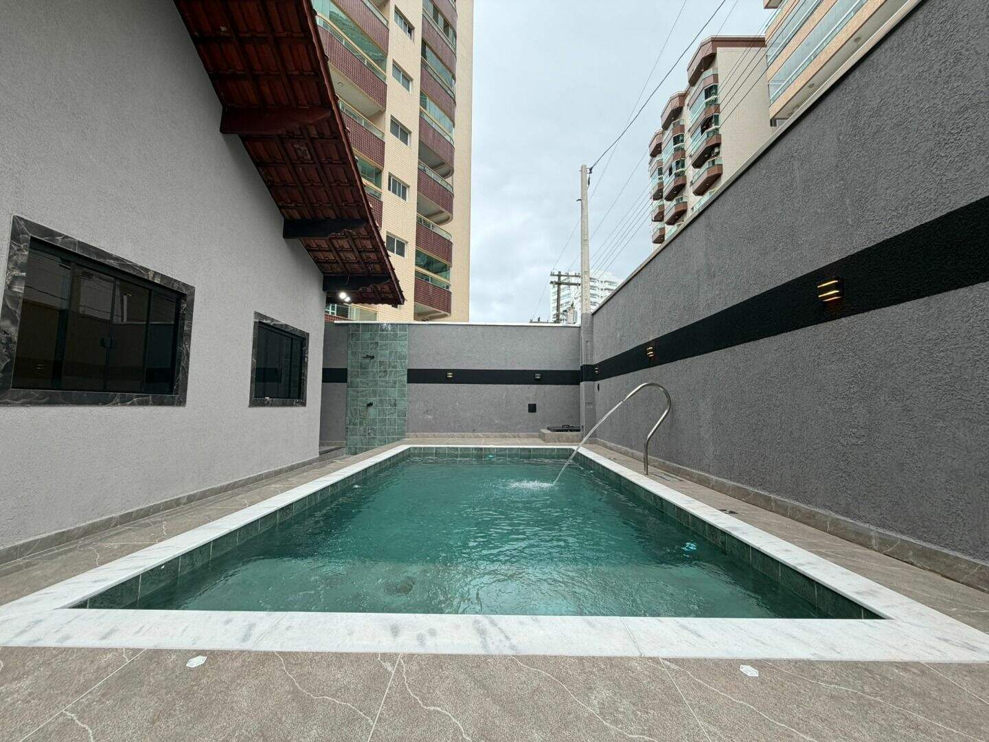 Casa à venda no Caiçara: 