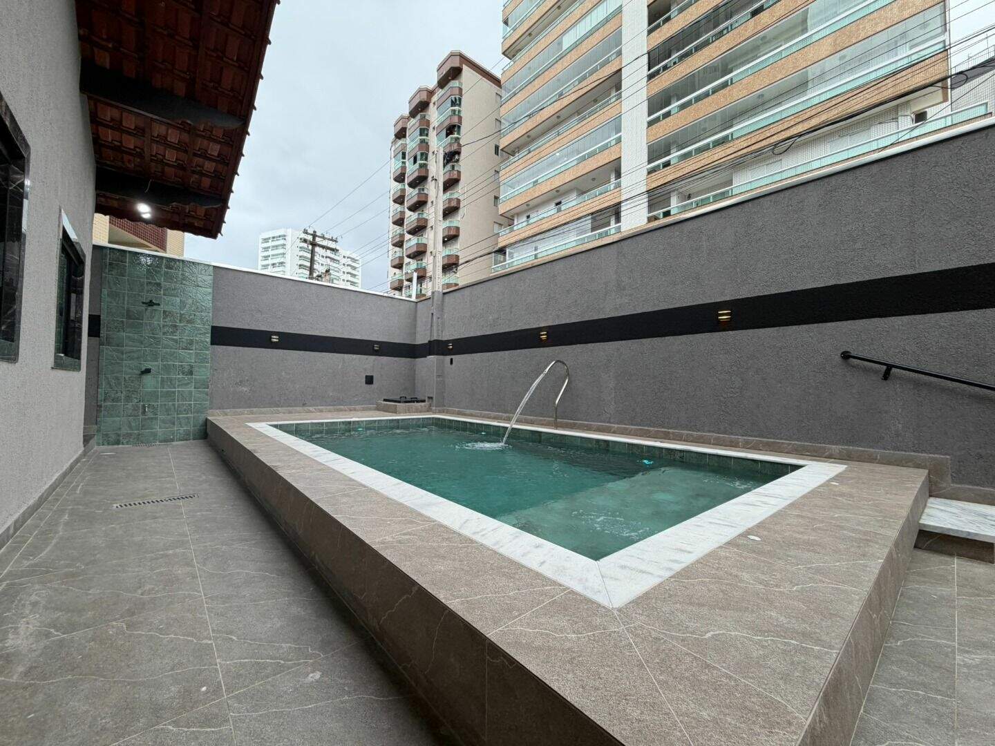 Casa à venda no Caiçara: 