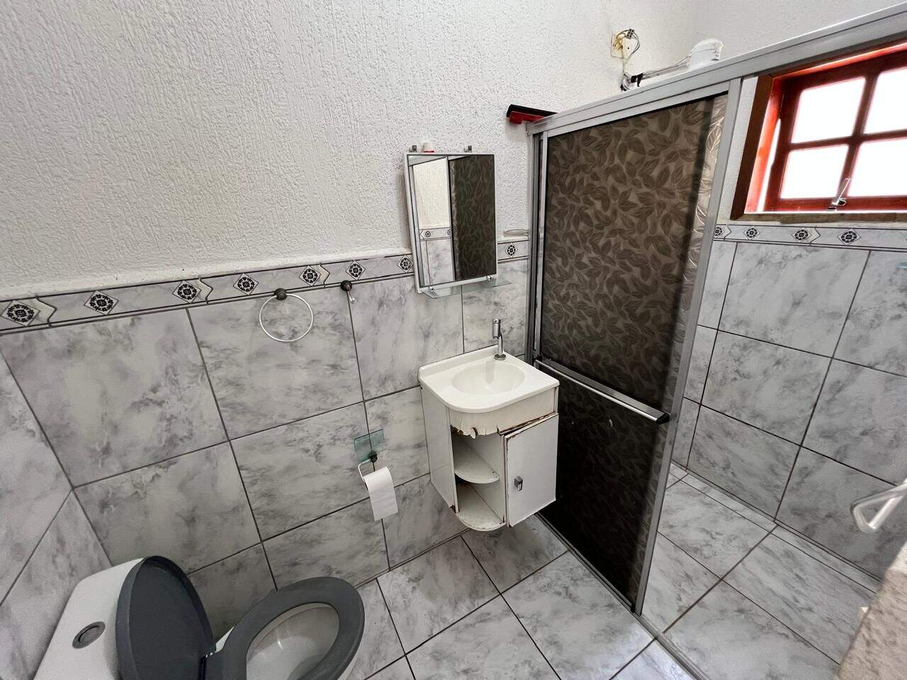 Casa à venda no Tupi: 