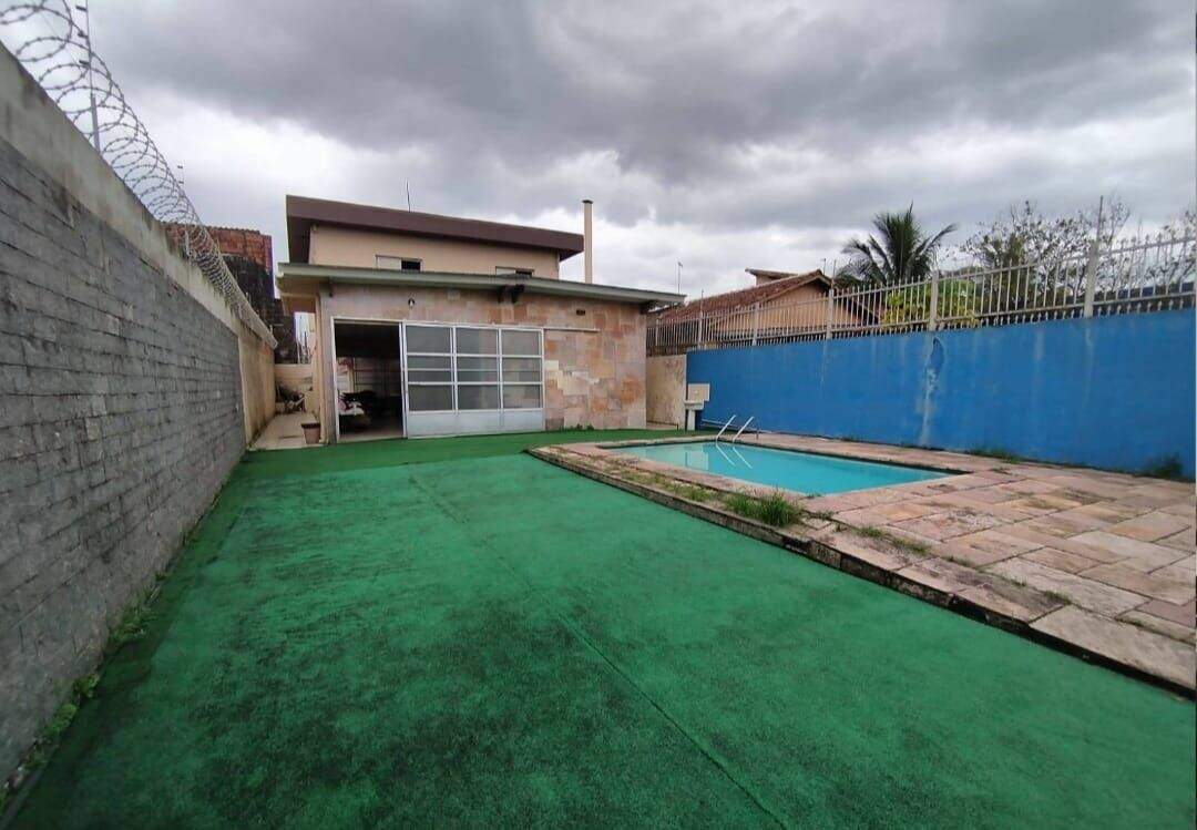 Casa à venda no Mirim: 