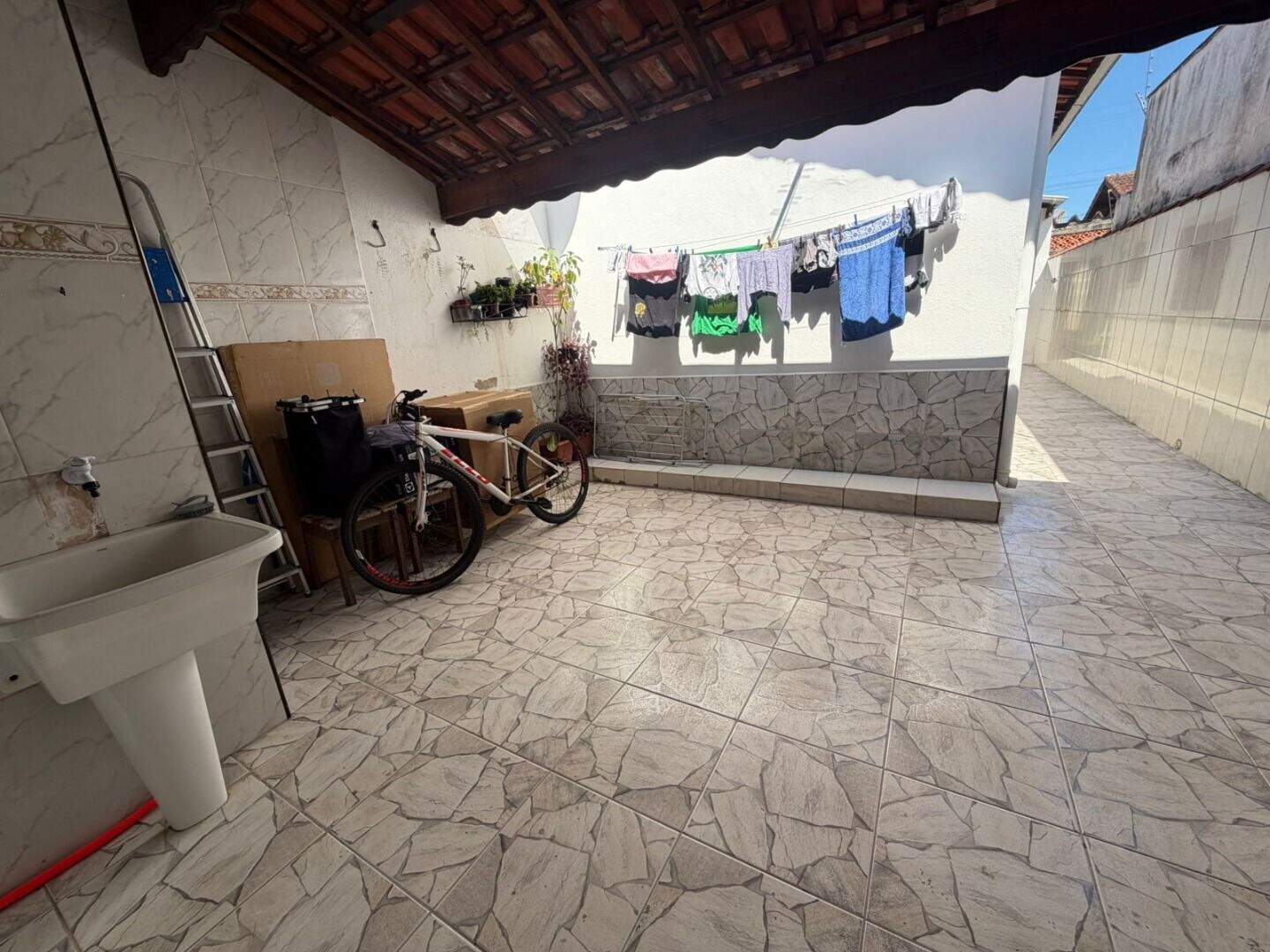 Casa à venda no Jardim Real: 