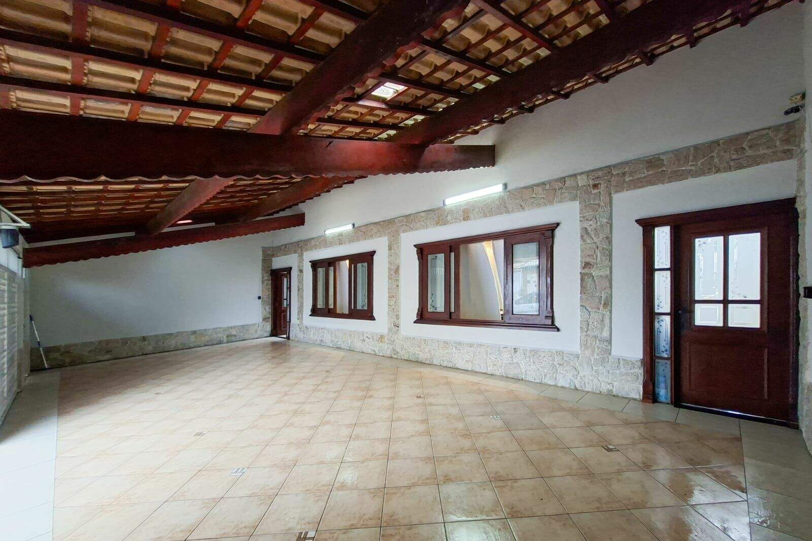 Casa à venda no Caiçara: 