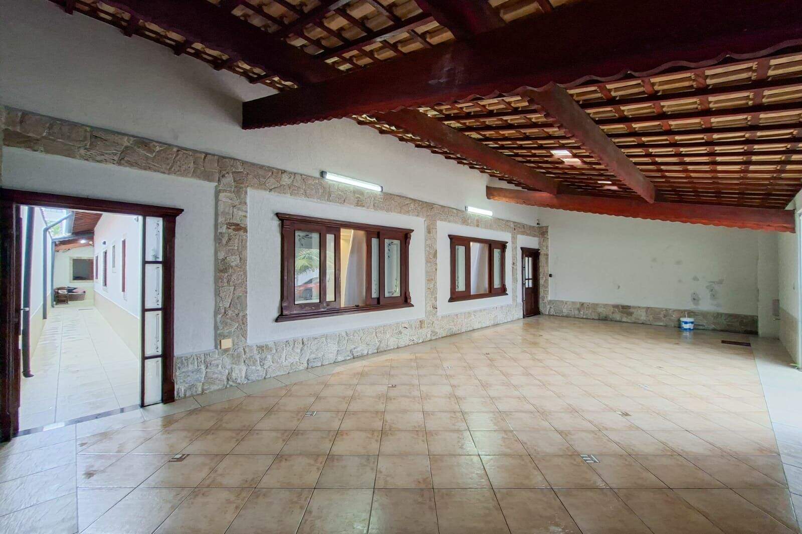 Casa à venda no Caiçara: 