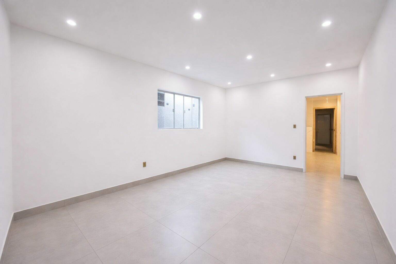 Casa à venda no Tupi: 