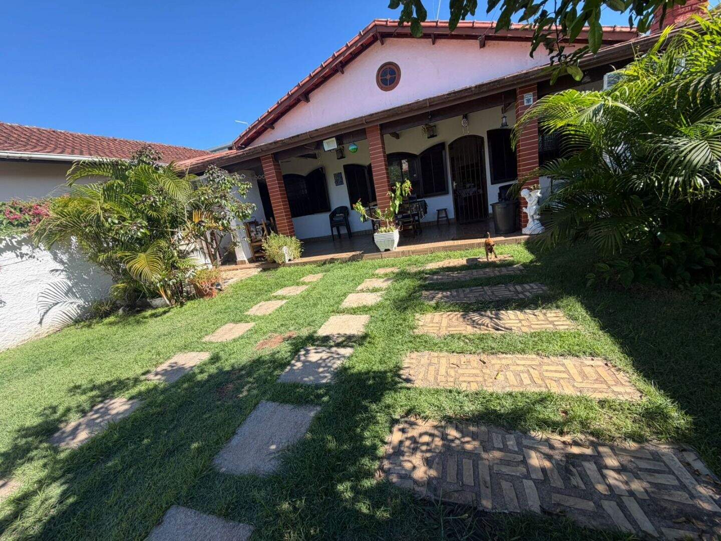 Casa à venda no Jardim Real: 