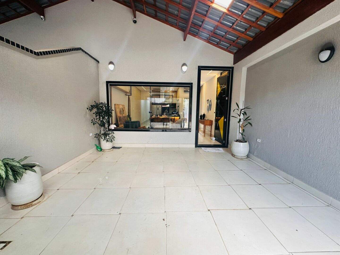 Casa à venda no Caiçara: 