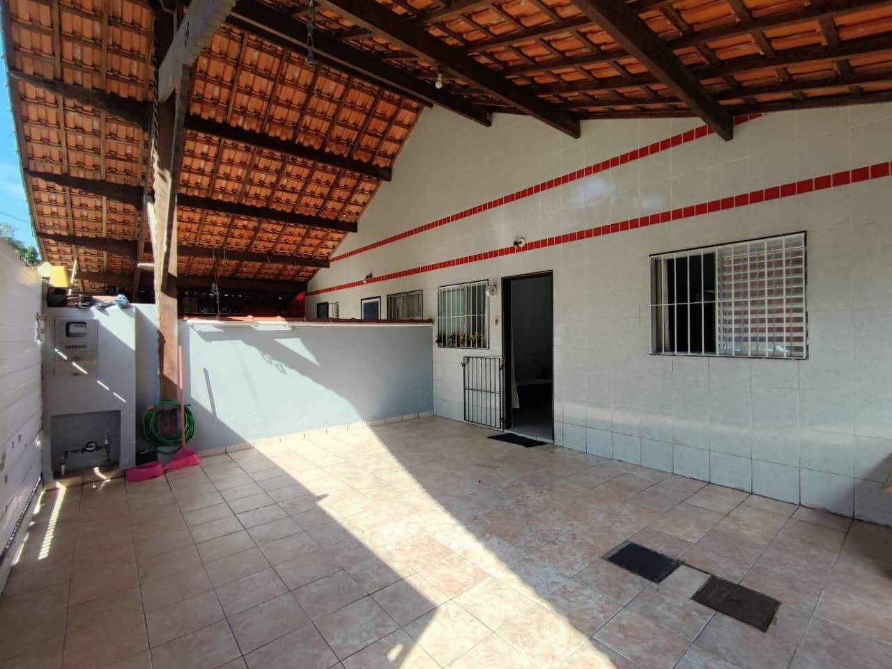 Casa à venda no Tude Bastos: 