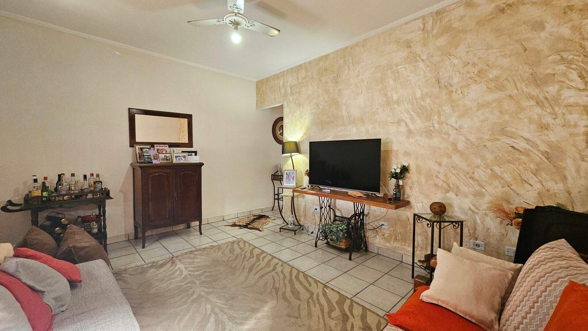 Casa à venda no Tupi: 