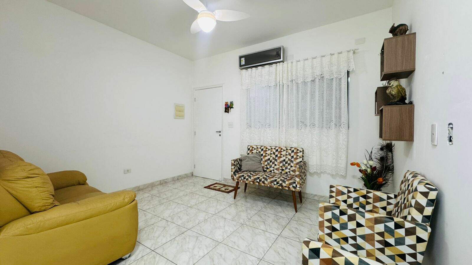Casa à venda no Canto do Forte: 