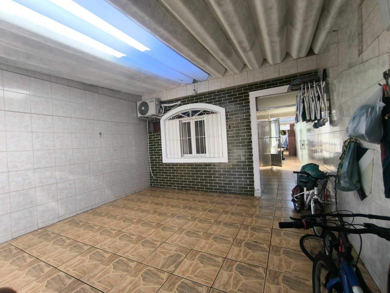 Casa à venda no Tupi: 