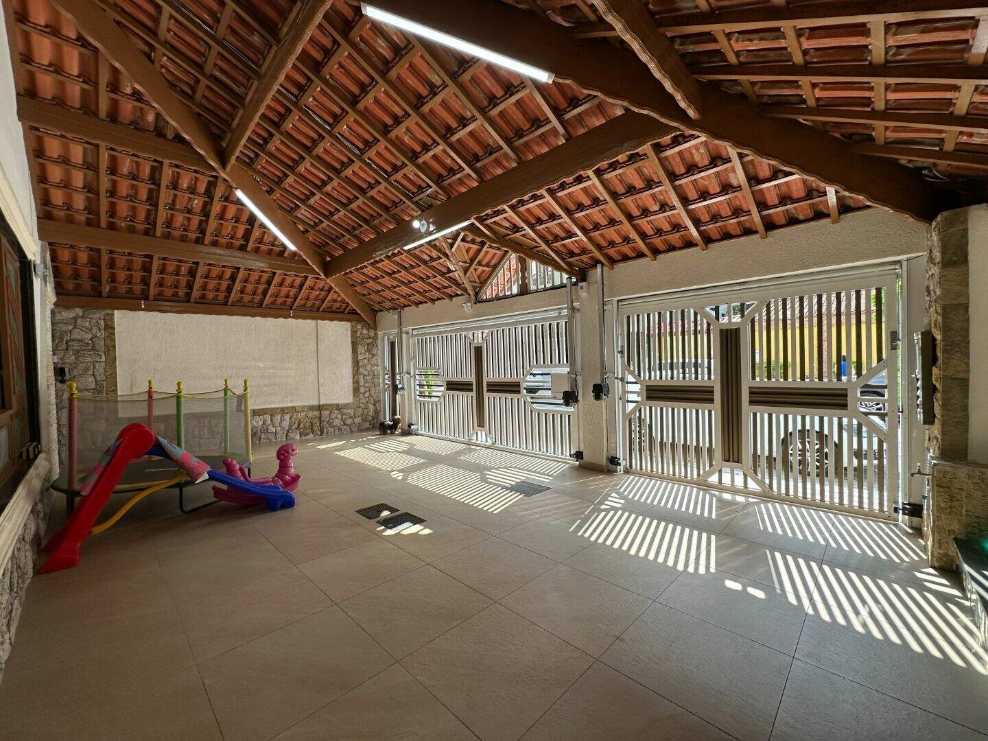 Casa à venda no Caiçara: 