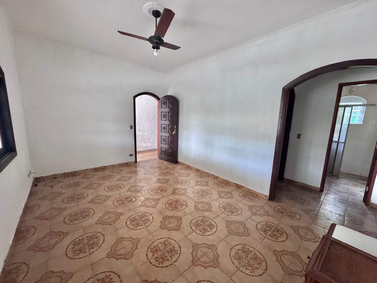 Casa à venda no Jardim Real: 