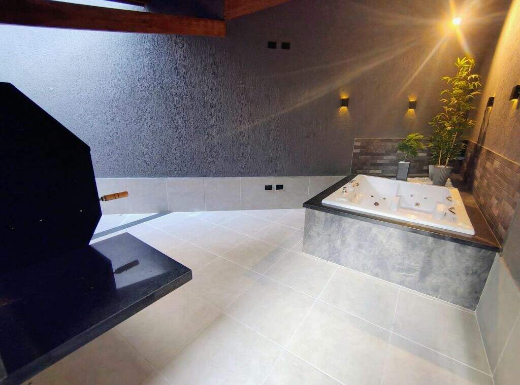 Casa à venda no Caiçara: 