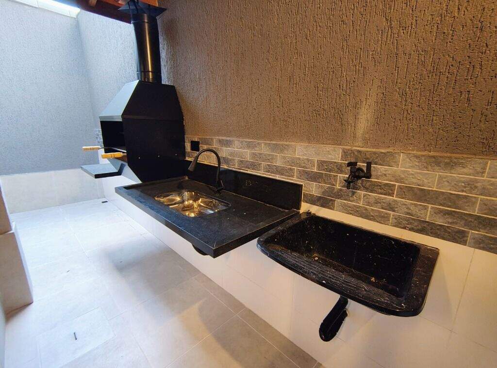 Casa à venda no Caiçara: 