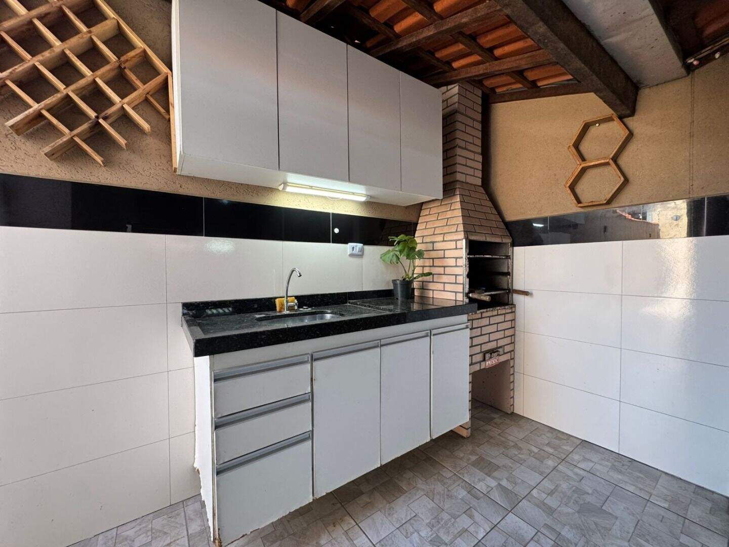 Casa à venda no Ocian: 