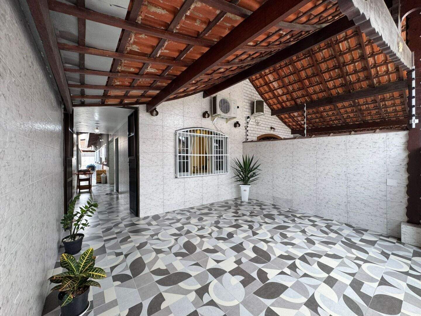 Casa à venda no Guilhermina: 