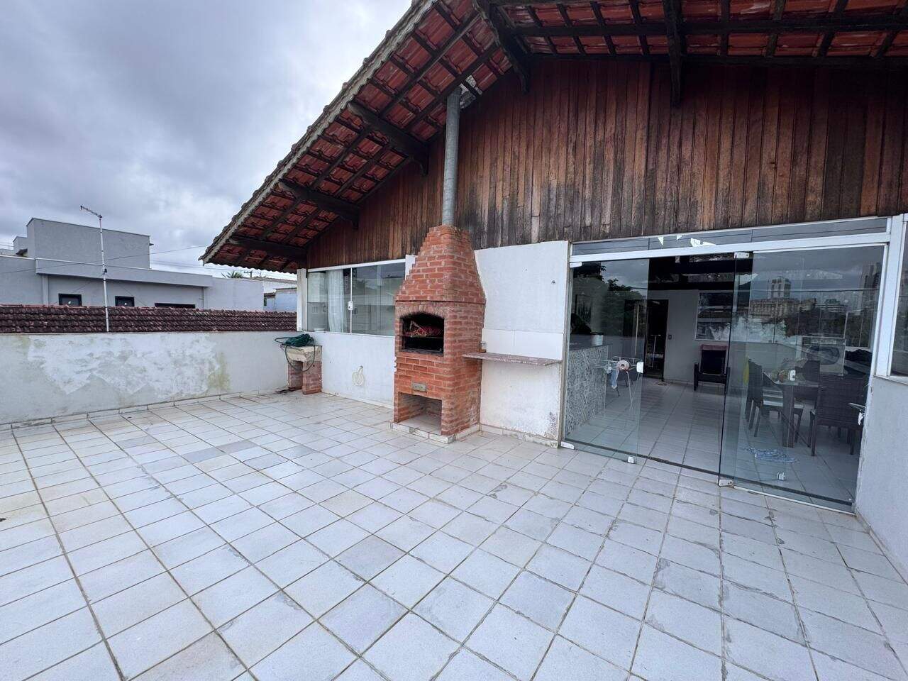 Casa à venda no Boqueirão: 