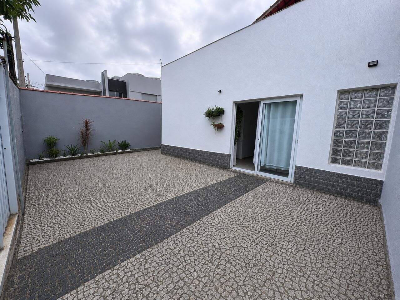 Casa à venda no Boqueirão: 