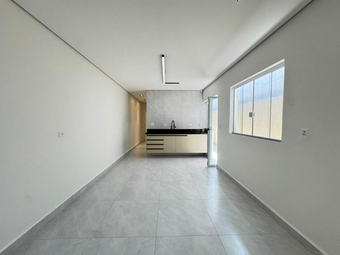 Casa à venda no Guilhermina: 