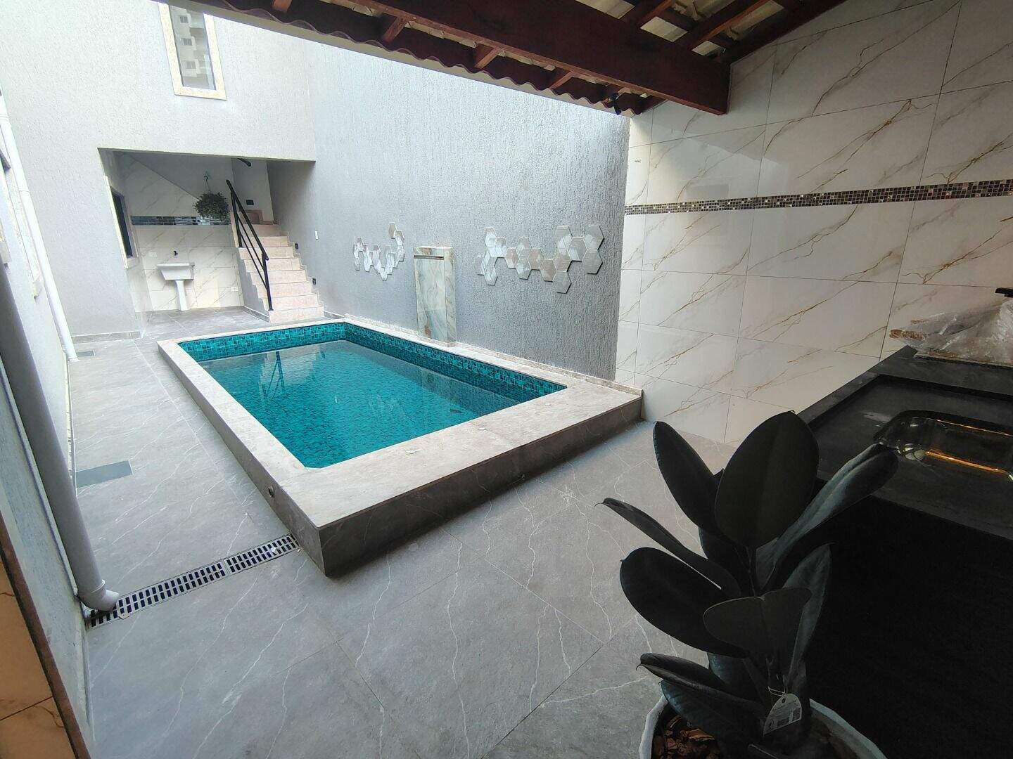 Casa à venda no Caiçara: 