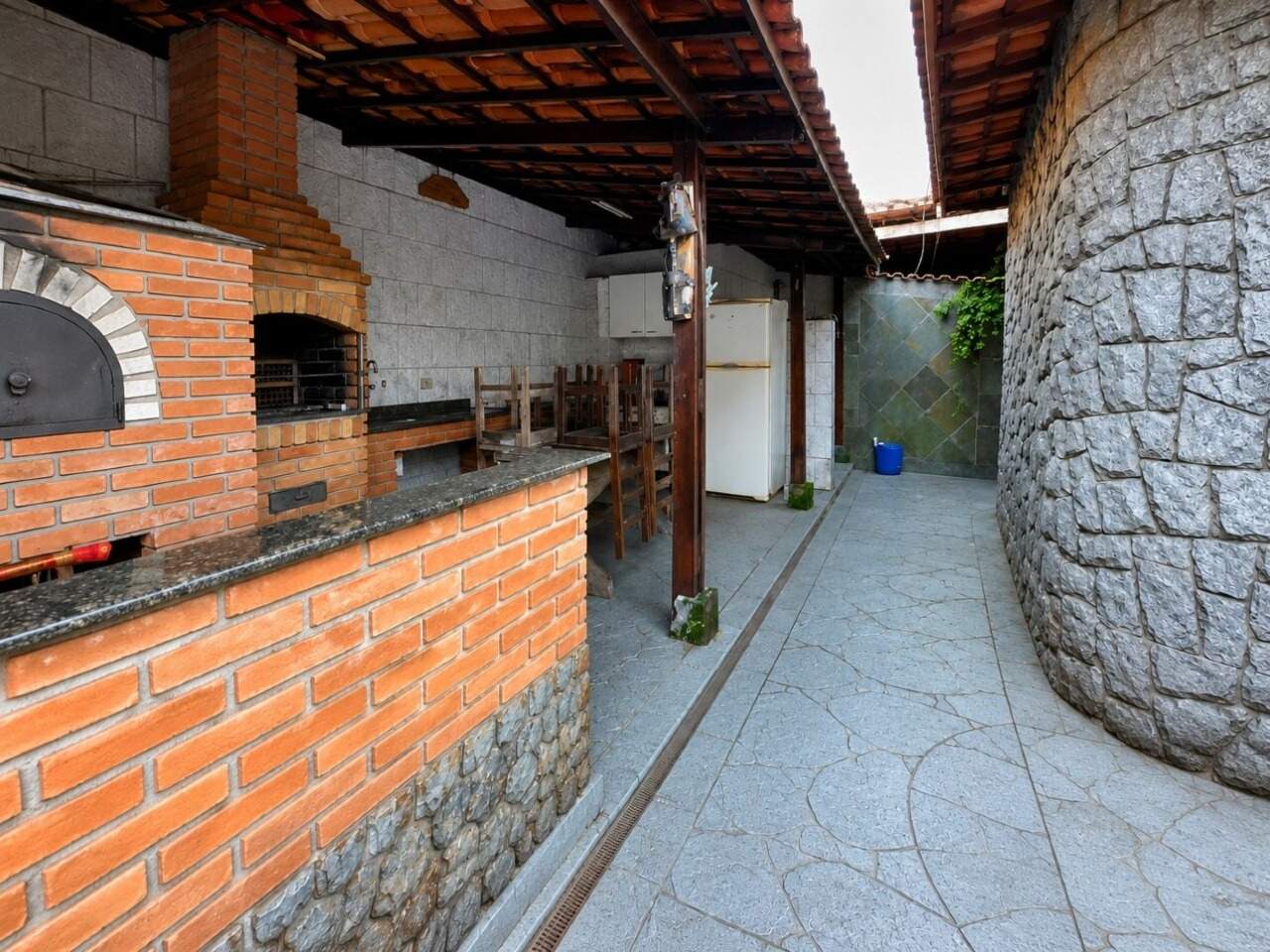 Casa à venda no Canto do Forte: 