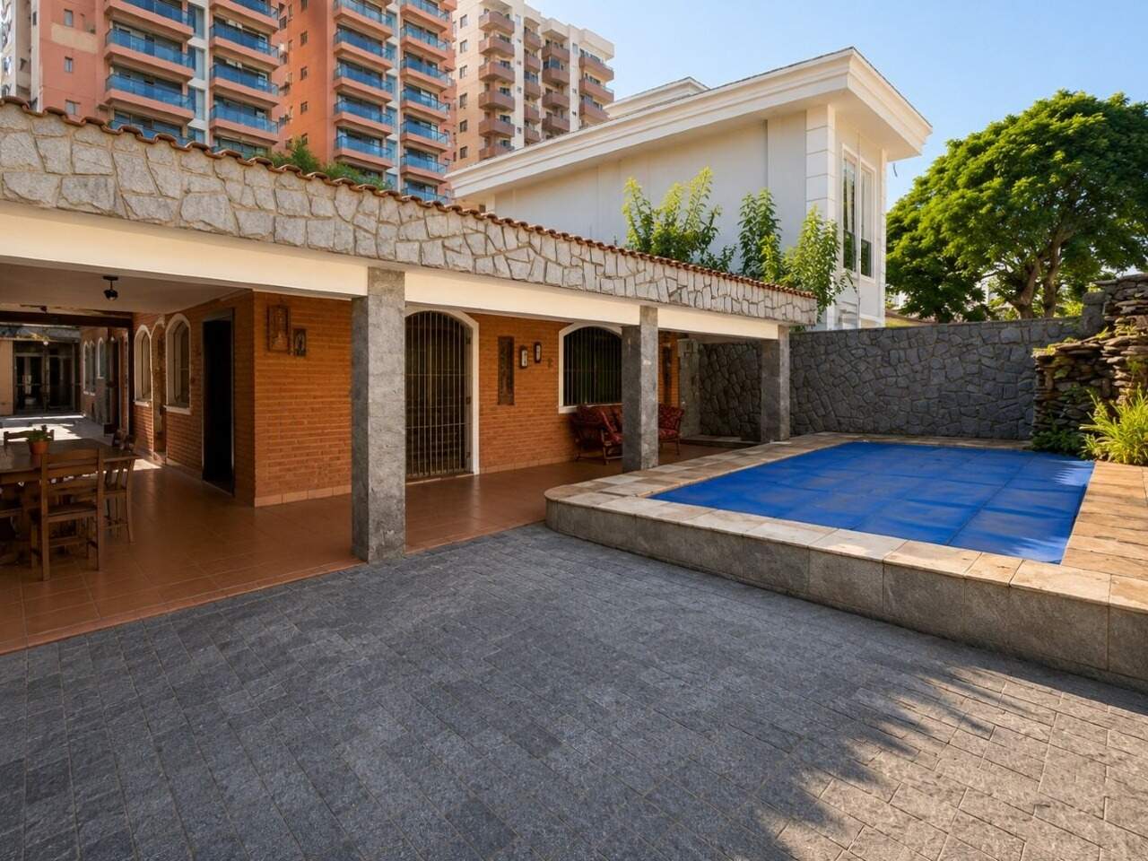 Casa à venda no Canto do Forte: 