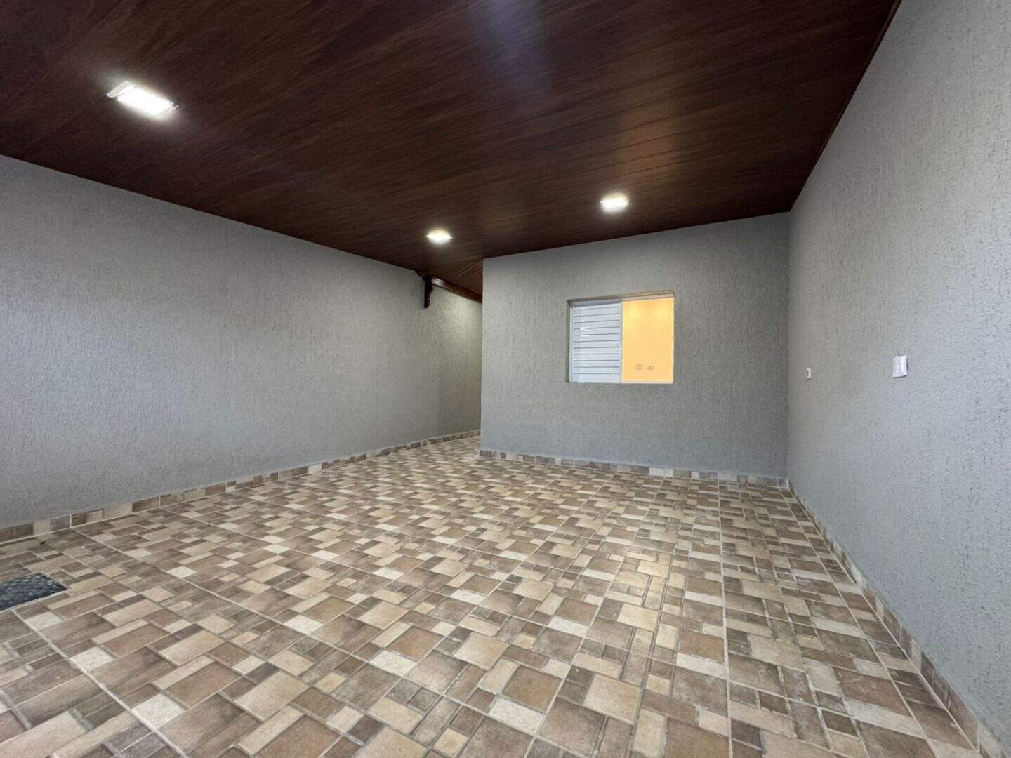Casa à venda no Mirim: 
