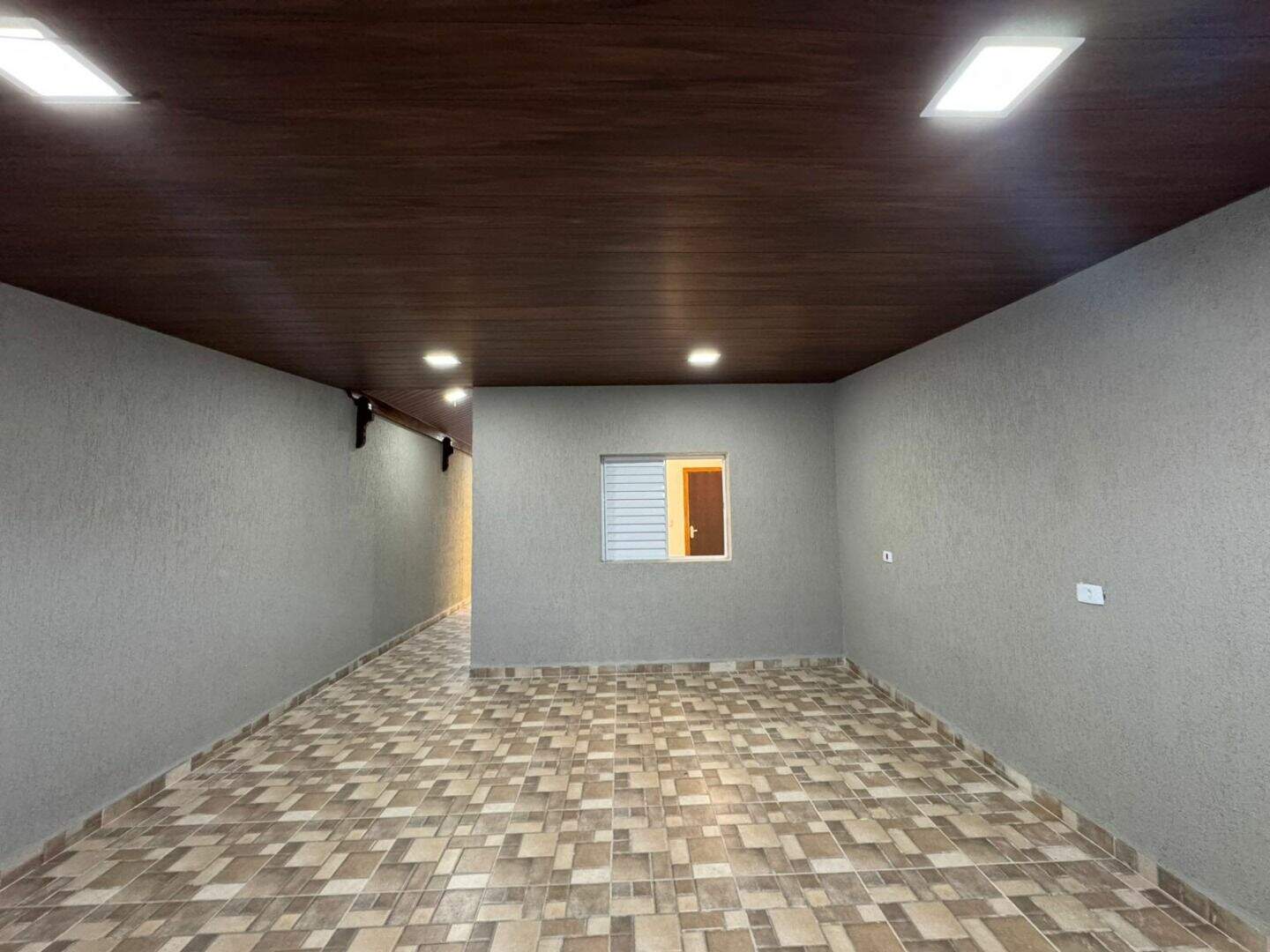 Casa à venda no Mirim: 
