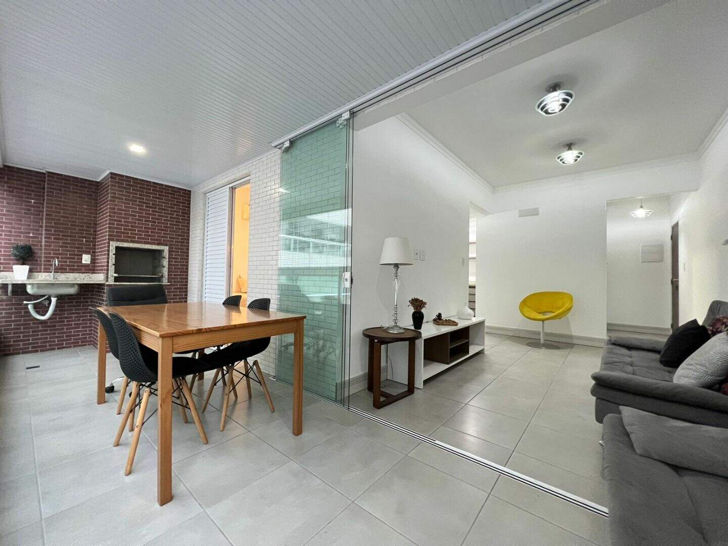 Apartamento à venda no Canto do Forte: 