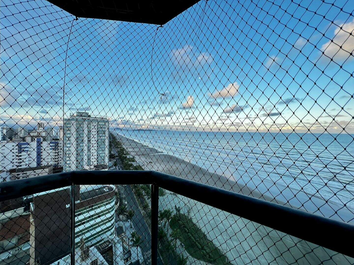 Cobertura à venda no Caiçara: 