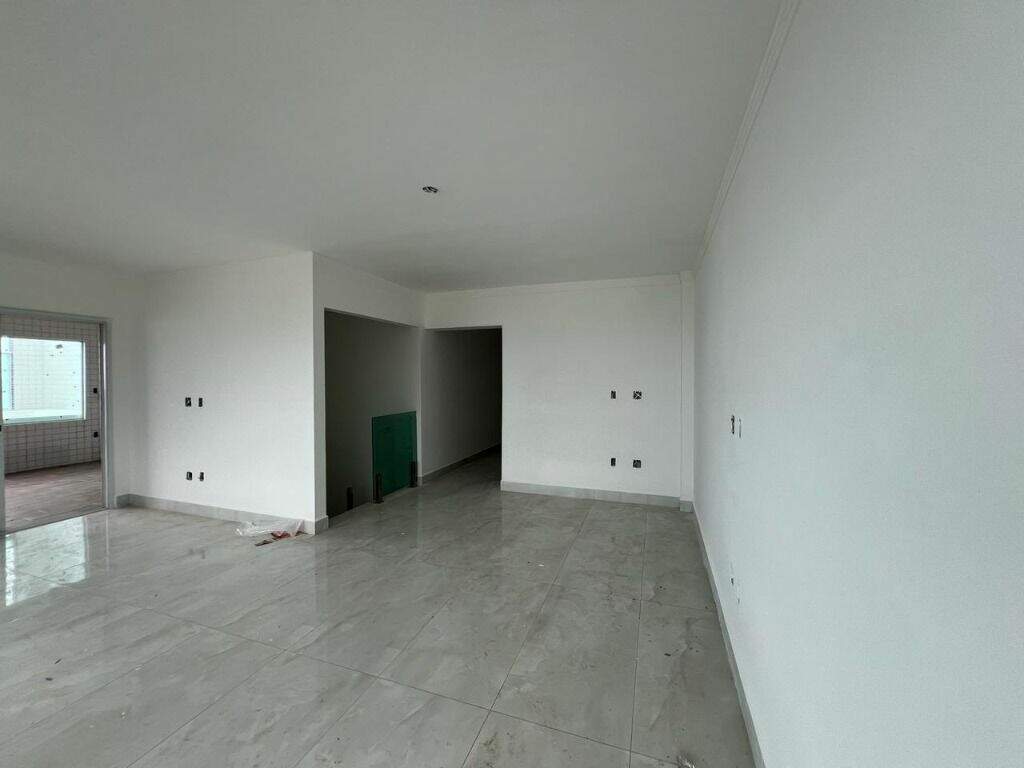 Cobertura à venda no Jardim Real: 