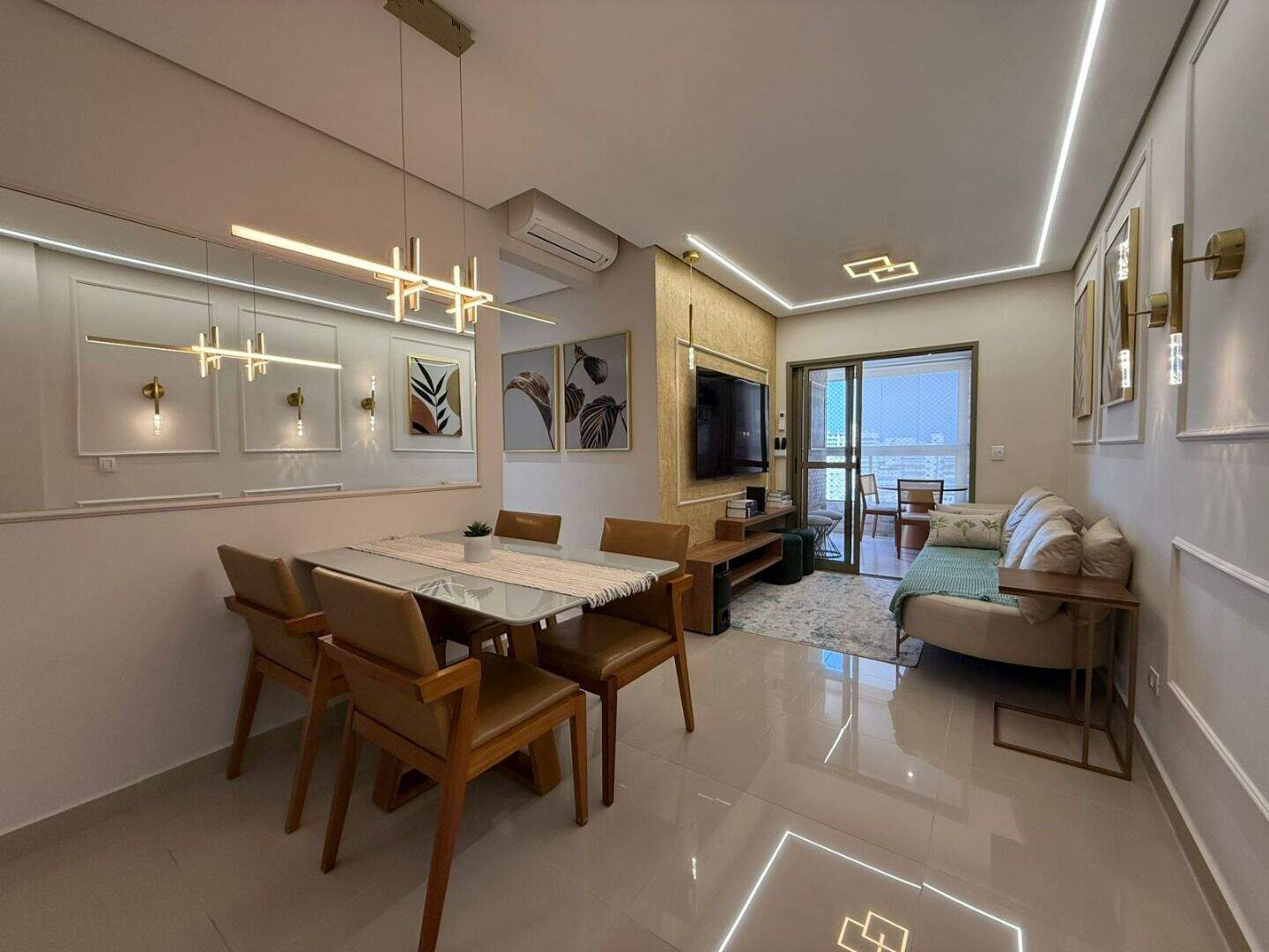 Apartamento à venda no Canto do Forte: 