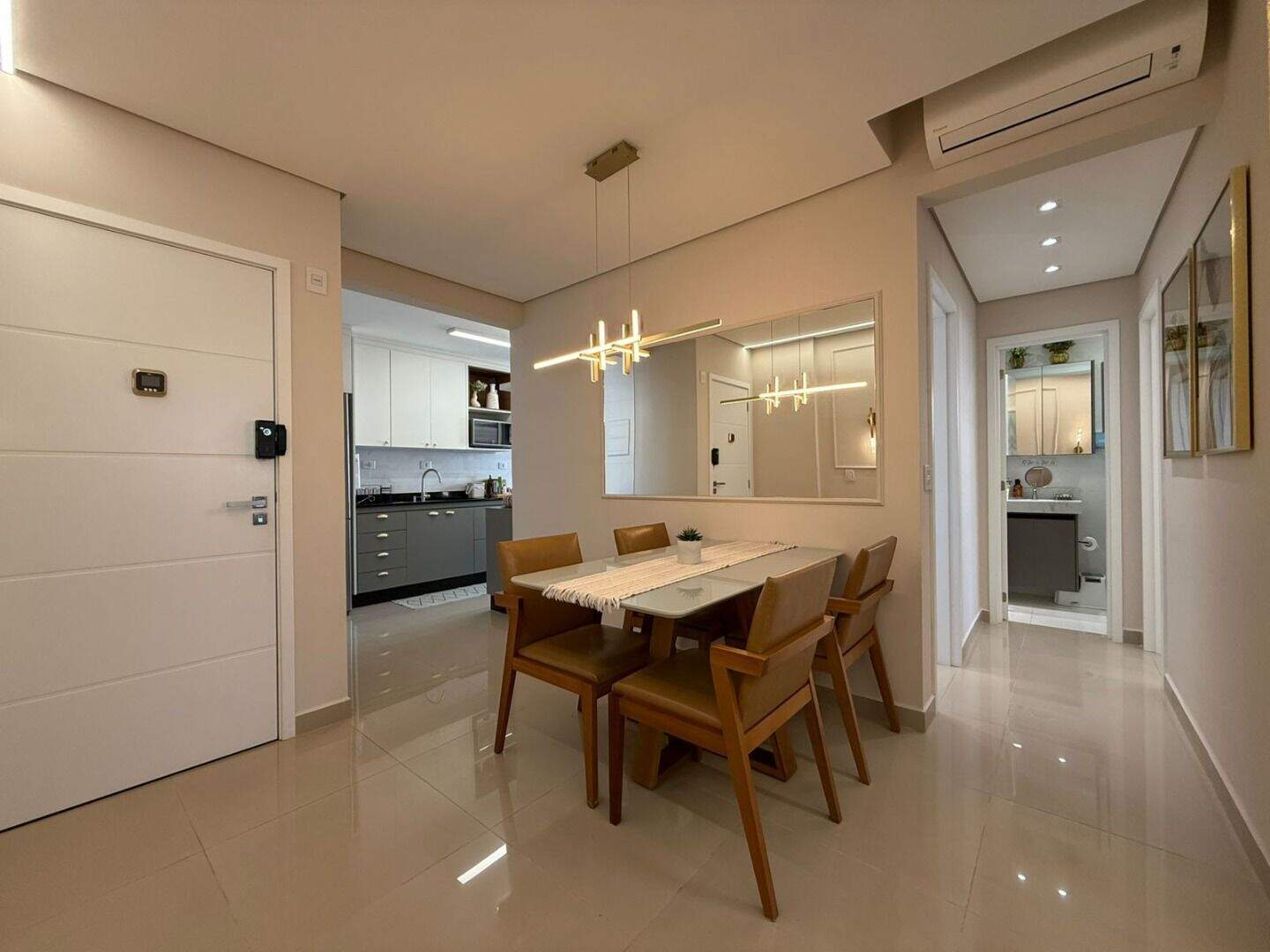 Apartamento à venda no Canto do Forte: 