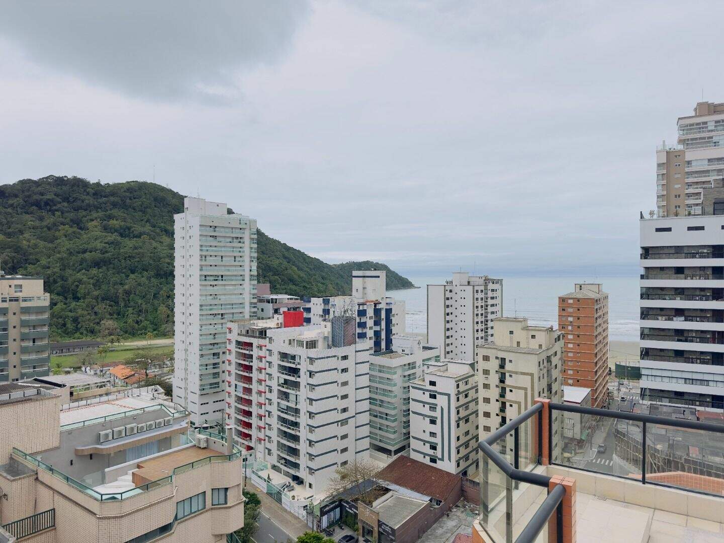 Cobertura à venda no Canto do Forte: 