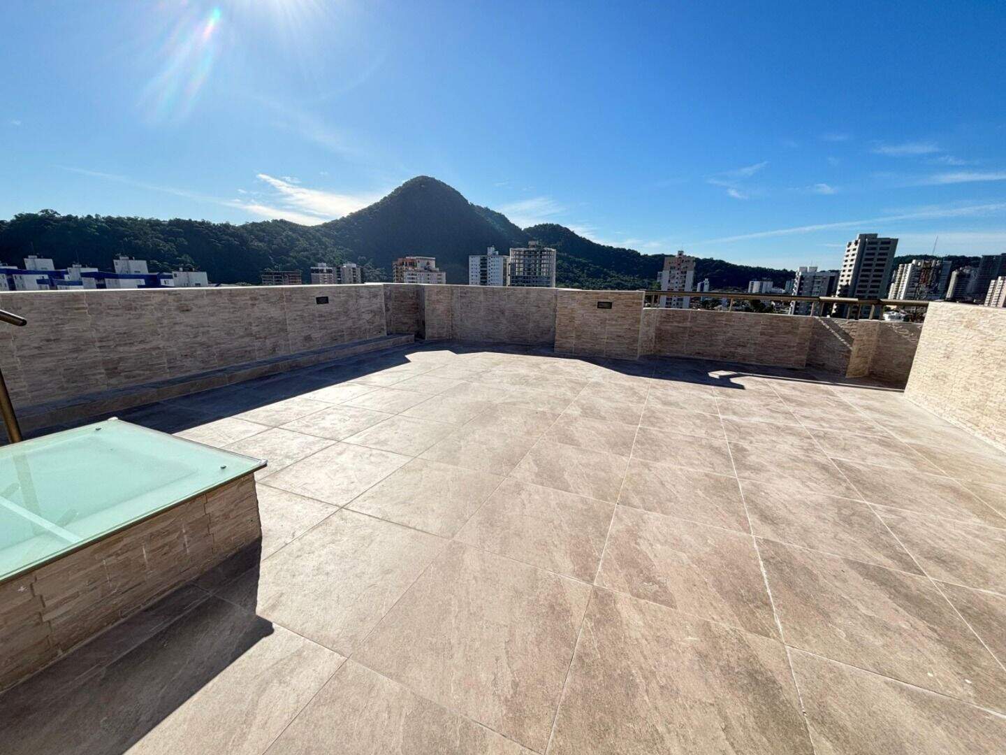 Cobertura à venda no Canto do Forte: 