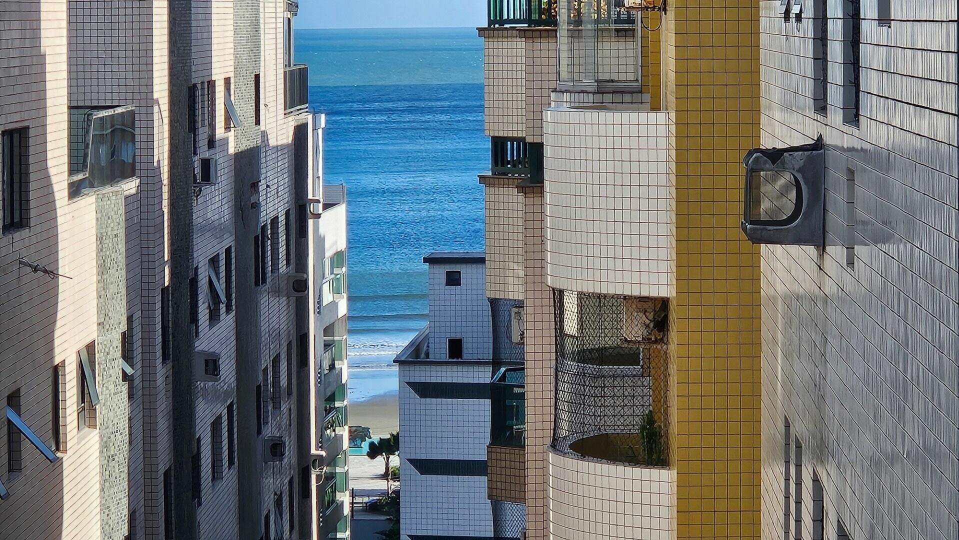 Cobertura à venda no Canto do Forte: 