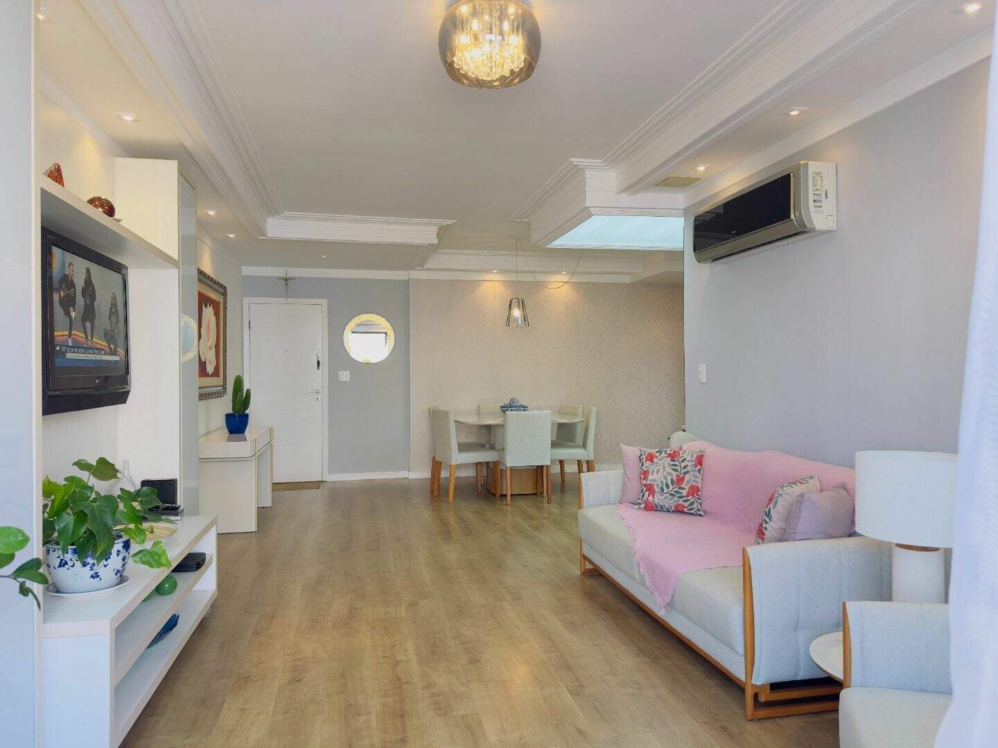 Apartamento à venda no Canto do Forte: 