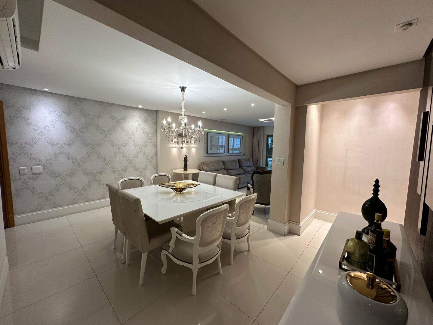 Apartamento à venda no Canto do Forte: 