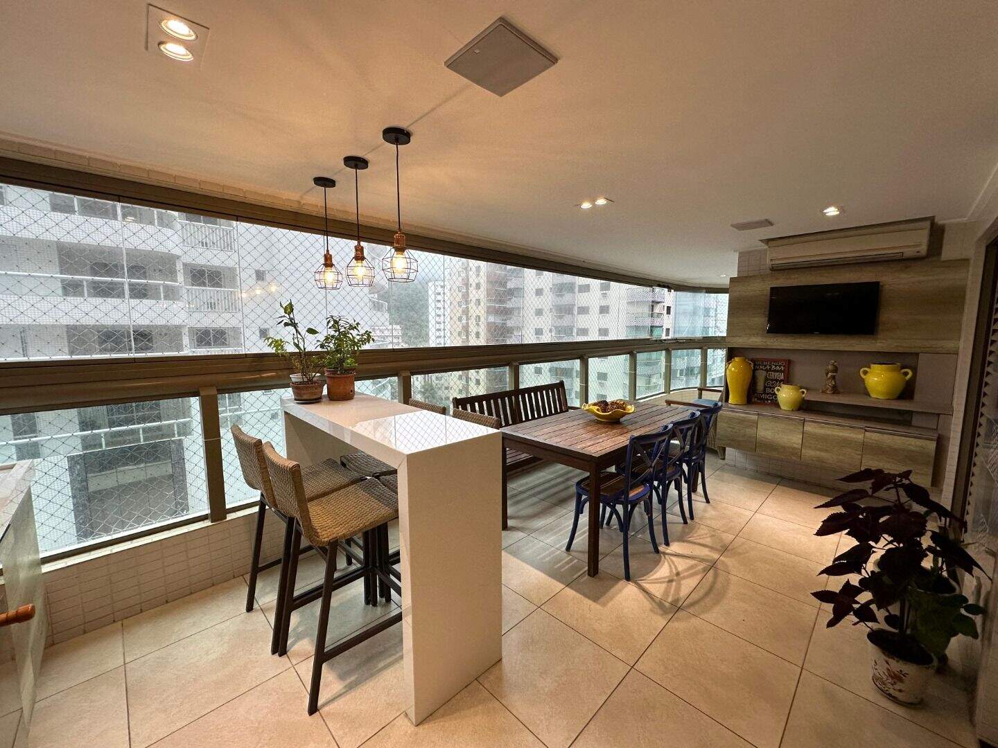 Apartamento à venda no Canto do Forte: 