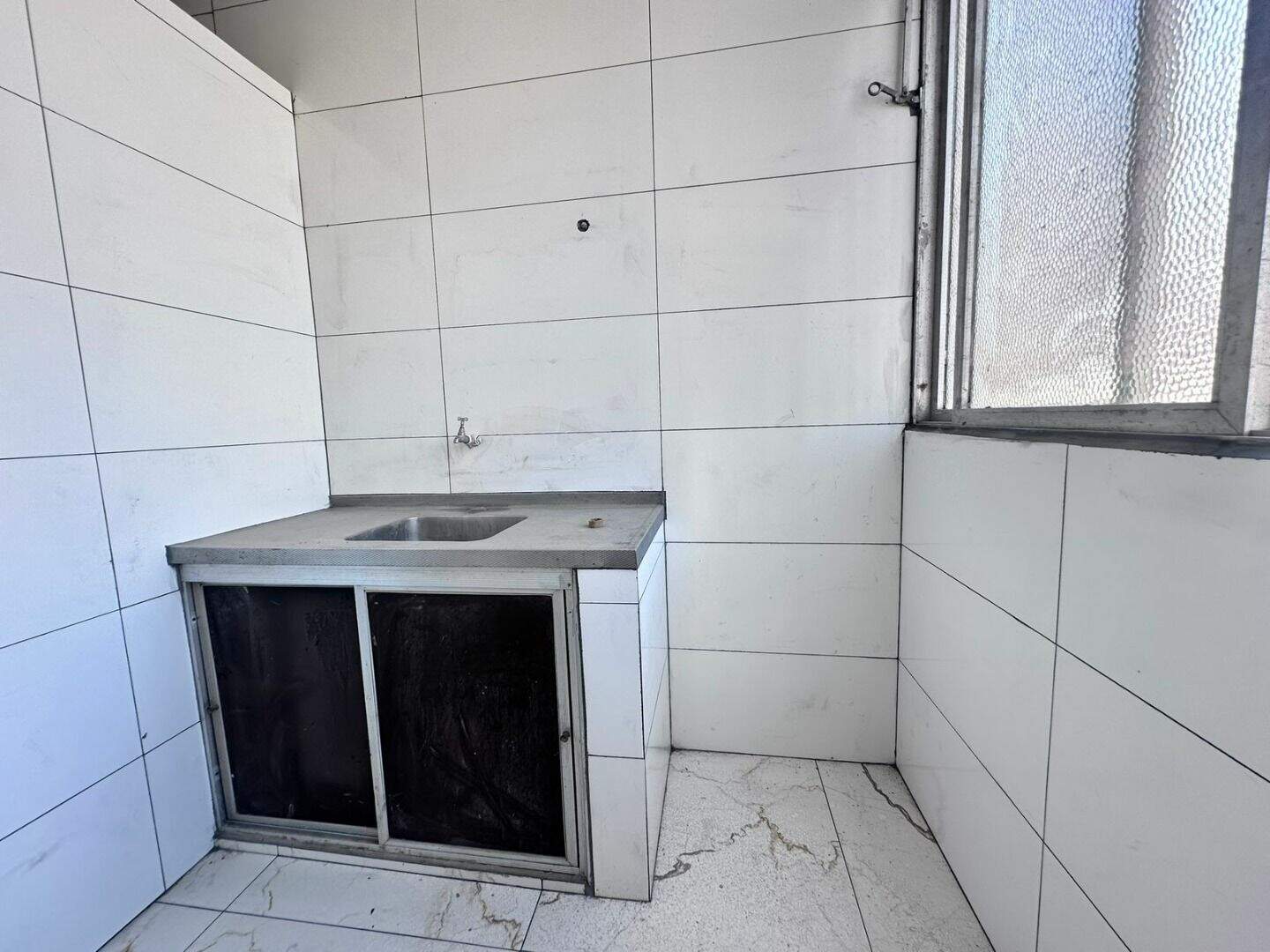 Kitnet à venda no Boqueirão: 