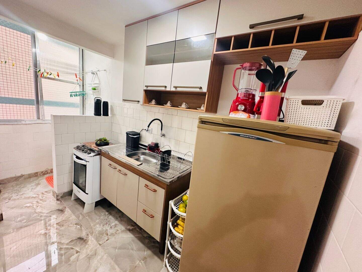 Kitnet à venda no Vila Guilhermina: 