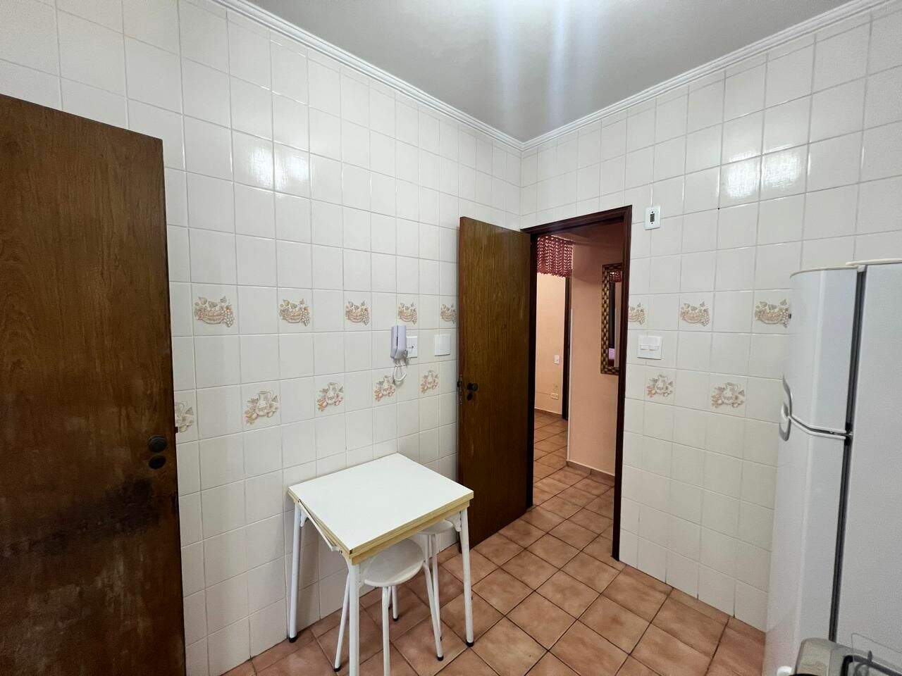 Kitnet à venda no Canto do Forte: 