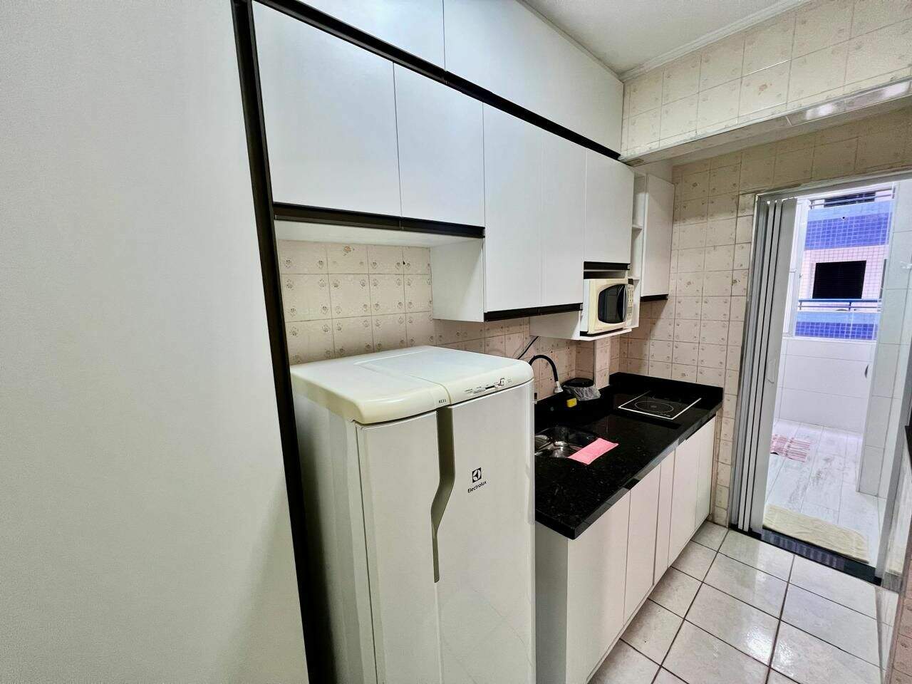 Kitnet à venda no Vila Guilhermina: 