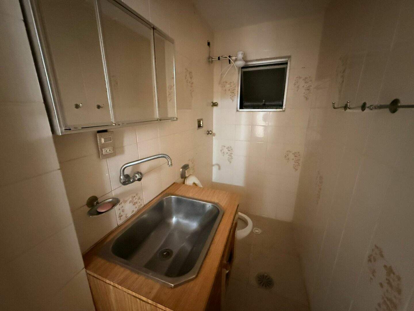 Kitnet à venda no Aviação: 