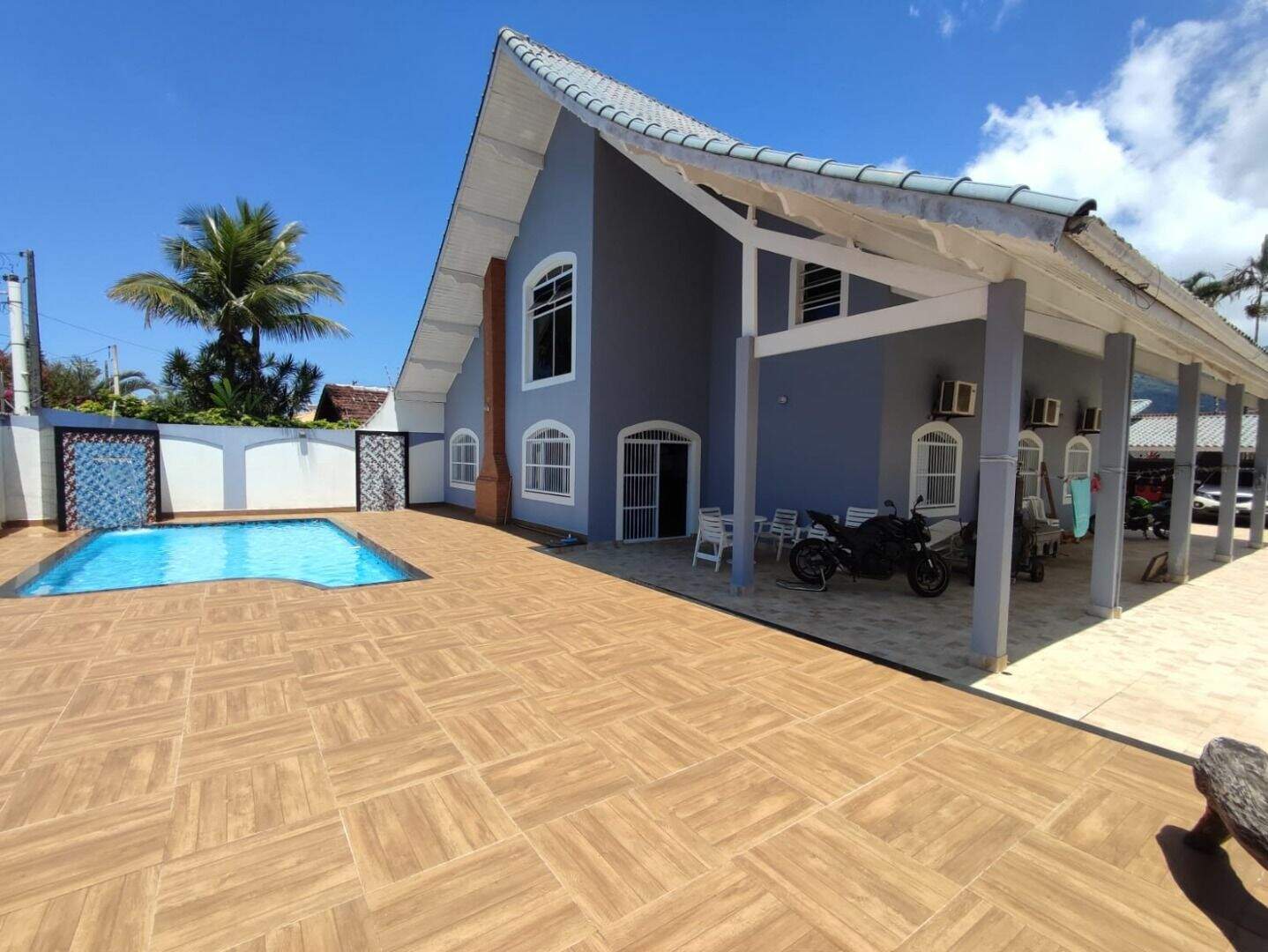 Sobrado à venda no Balneário Flórida: 