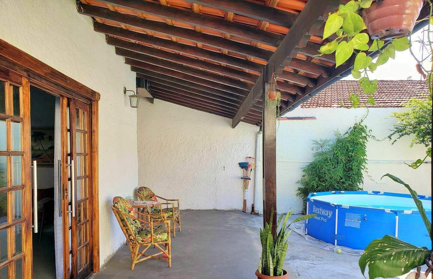 Sobrado à venda no Canto do Forte: 